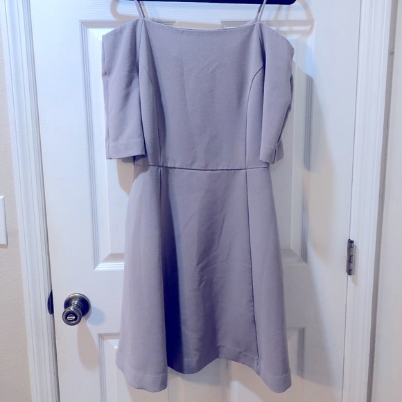Cold shoulder Dress with pockets - Picture 1 of 3